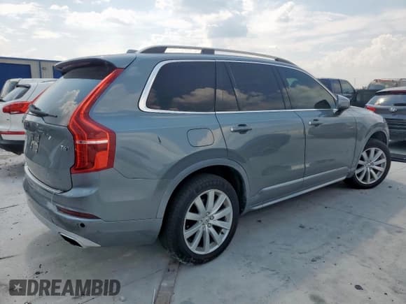 ✅ 2016 Volvo XC90 T6 Momentum • VIN: YV4A22PK6G1076907 • Лот: 81014365. Опубликован ранее на Copart с пробегом 185 676 миль. Бесплатный доступ к архиву аукционных продаж из США и подробный отчёт об истории автомобиля на DreamBid. Изображение 3.