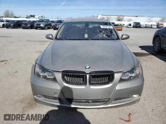 ✅ 2008 BMW 3 Series 335i • VIN: WBAVB77528NH79166 • Lot: 42581265. Listed on Copart with 220,221 mi. Free auction sales archive from the USA and detailed vehicle history report at DreamBid. Image 5.