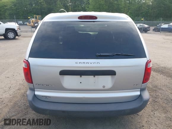 ✅ 2003 Dodge Caravan SE • VIN: 1D4GP25BX3B144716 • Lot: 42445992. Wystawiony na IAAI z przebiegiem 193 223 mil. Bezpłatny archiwum sprzedaży aukcyjnych z USA i szczegółowy raport historii pojazdu na DreamBid. Zdjęcie 16.