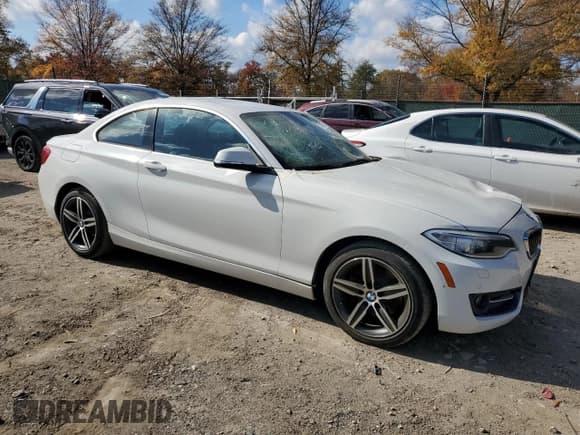 ✅ 2017 BMW 2 Series 230i • VIN: WBA2F9C52HV635798 • Лот: 90710755. Опубликован ранее на Copart с пробегом 65 474 миль. Бесплатный доступ к архиву аукционных продаж из США и подробный отчёт об истории автомобиля на DreamBid. Изображение 4.