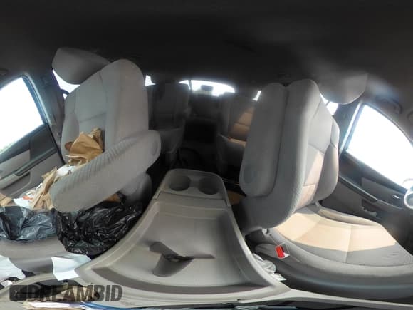 ✅ 2015 Honda Odyssey LX • VIN: 5FNRL5H28FB019763 • Лот: 42855214. Опубликован ранее на IAAI с пробегом 187 148 миль. Бесплатный доступ к архиву аукционных продаж из США и подробный отчёт об истории автомобиля на DreamBid. Изображение 18.