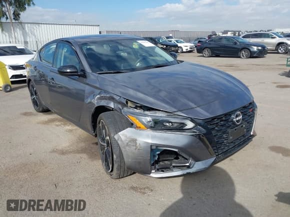 ✅ 2024 Nissan Altima SR • VIN: 1N4BL4CVXRN421468 • Lot: 43692245. Listed on IAAI with 26,285 mi. Free auction sales archive from the USA and detailed vehicle history report at DreamBid. Image 1.