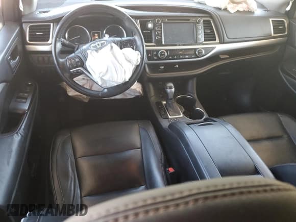 ✅ 2014 Toyota Highlander XLE • VIN: 5TDJKRFH3ES031859 • Лот: 85536705. Опубликован ранее на Copart с пробегом 180 744 миль. Бесплатный доступ к архиву аукционных продаж из США и подробный отчёт об истории автомобиля на DreamBid. Изображение 8.