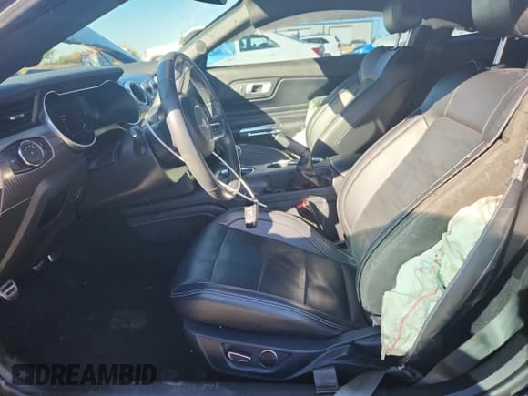 ✅ 2019 Ford Mustang GT • VIN: 1FA6P8CF6K5197708 • Lot: 90904395. Listed on Copart with 14,015 mi. Free auction sales archive from the USA and detailed vehicle history report at DreamBid. Image 7.