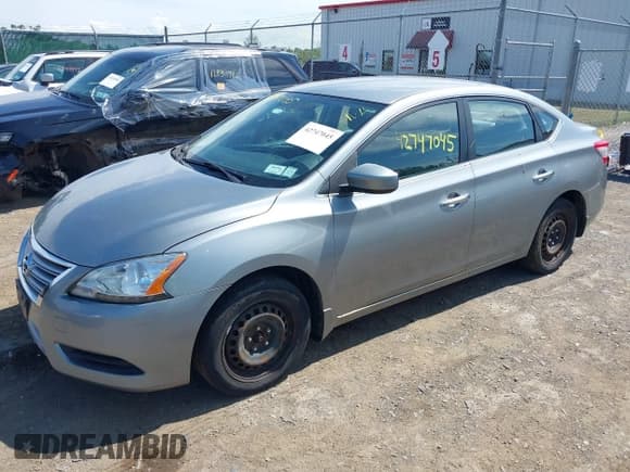 ✅ 2013 Nissan Sentra SL • VIN: 3N1AB7AP7DL647798 • Лот: 42747045. Опубликован ранее на IAAI с пробегом 117 382 миль. Бесплатный доступ к архиву аукционных продаж из США и подробный отчёт об истории автомобиля на DreamBid. Изображение 2.