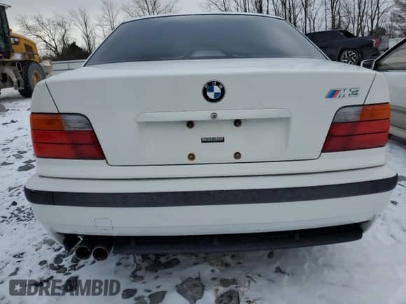 1997 BMW 3 Series M3s z VIN WBSCD9324VEE06968, wystawiony jako Copart lot #85056034 z przebiegiem Nie podano mil oraz Szkoda całkowita • Salvage title. Historia ofert i sprzedaży dostępna na DreamBid. Obrazek 6.