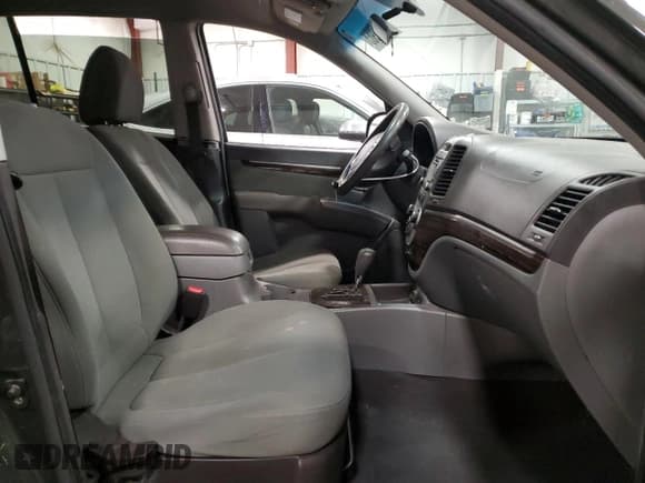 ✅ 2010 Hyundai Santa Fe GLS • VIN: 5NMSG3ABXAH347486 • Лот: 93459965. Опубликован ранее на Copart с пробегом 207 126 миль. Бесплатный доступ к архиву аукционных продаж из США и подробный отчёт об истории автомобиля на DreamBid. Изображение 7.