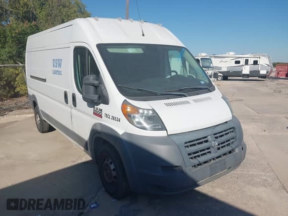✅ 2014 Ram ProMaster Cargo • VIN: 3C6TRVDGXEE104492 • Lot: 43388054. Wystawiony na IAAI z przebiegiem 220 282 mil. Bezpłatny archiwum sprzedaży aukcyjnych z USA i szczegółowy raport historii pojazdu na DreamBid. Zdjęcie 1.