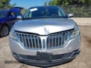 ✅ 2011 Lincoln MKX • VIN: 2LMDJ8JK9BBJ32091 • Lot: 43227091. Wystawiony na IAAI z przebiegiem 89 084 mil. Bezpłatny archiwum sprzedaży aukcyjnych z USA i szczegółowy raport historii pojazdu na DreamBid. Zdjęcie 12.