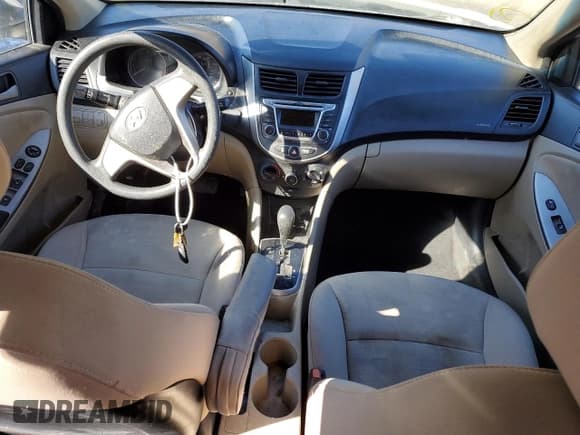 ✅ 2016 Hyundai Accent SE • VIN: KMHCT4AE7GU986518 • Лот: 43208374. Опубликован ранее на Copart с пробегом 123 847 миль. Бесплатный доступ к архиву аукционных продаж из США и подробный отчёт об истории автомобиля на DreamBid. Изображение 8.