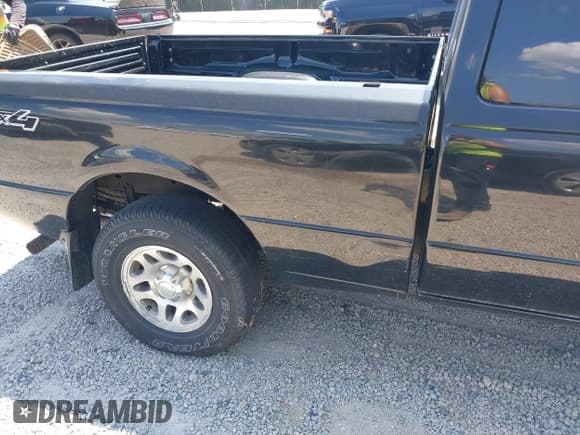 ✅ 2010 Ford Ranger XLT • VIN: 1FTLR4FE9APA60221 • Лот: 42948562. Опубликован ранее на IAAI с пробегом Не указан. Бесплатный доступ к архиву аукционных продаж из США и подробный отчёт об истории автомобиля на DreamBid. Изображение 6.