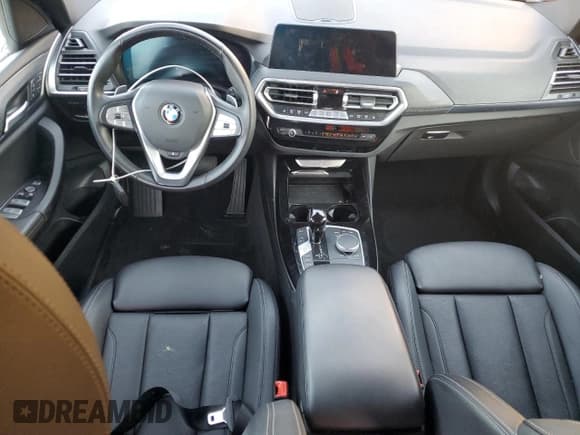 ✅ 2024 BMW X3 sDrive30i • VIN: 5UX43DP09R9U25150 • Lot: 90658445. Wystawiony na Copart z przebiegiem 41 685 mil. Bezpłatny archiwum sprzedaży aukcyjnych z USA i szczegółowy raport historii pojazdu na DreamBid. Zdjęcie 8.