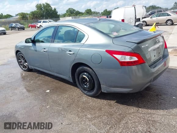 ✅ 2011 Nissan Maxima SV • VIN: 1N4AA5APXBC852101 • Lot: 43188577. Listed on IAAI with 190,929 mi. Free auction sales archive from the USA and detailed vehicle history report at DreamBid. Image 3.