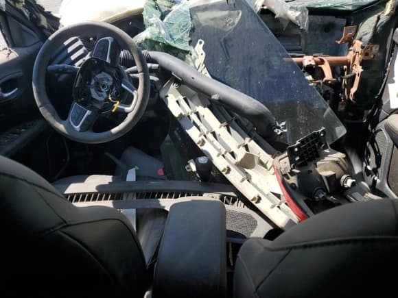 ✅ 2018 Jeep Compass Limited • VIN: 3C4NJCCBXJT420466 • Lot: 83857425. Wystawiony na Copart z przebiegiem Nie podano. Bezpłatny archiwum sprzedaży aukcyjnych z USA i szczegółowy raport historii pojazdu na DreamBid. Zdjęcie 8.