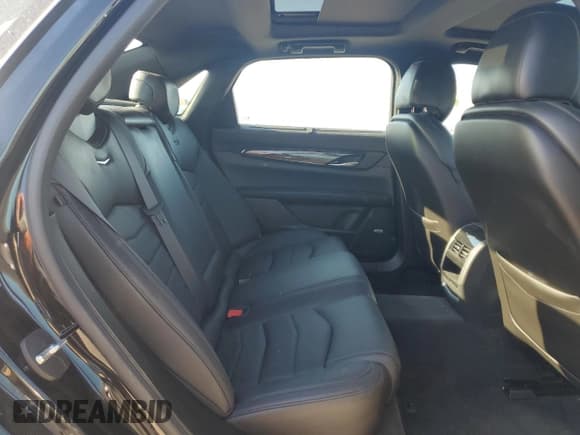 ✅ 2019 Cadillac CT6 Premium Luxury AWD • VIN: 1G6KD5RS0KU114805 • Lot: 70148715. Wystawiony na Copart z przebiegiem 29 212 mil. Bezpłatny archiwum sprzedaży aukcyjnych z USA i szczegółowy raport historii pojazdu na DreamBid. Zdjęcie 10.