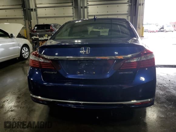 ✅ 2017 Honda Accord EX-L • VIN: JHMCR6F5XHC028969 • Лот: 64523725. Опубликован ранее на Copart с пробегом Не указан. Бесплатный доступ к архиву аукционных продаж из США и подробный отчёт об истории автомобиля на DreamBid. Изображение 6.