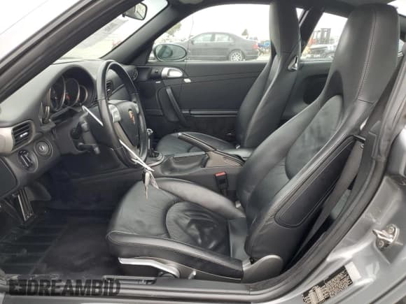 ✅ 2005 Porsche 911 Carrera 997 • VIN: WP0AA299X5S716754 • Лот: 61865175. Опубликован ранее на Copart с пробегом 71 156 миль. Бесплатный доступ к архиву аукционных продаж из США и подробный отчёт об истории автомобиля на DreamBid. Изображение 7.