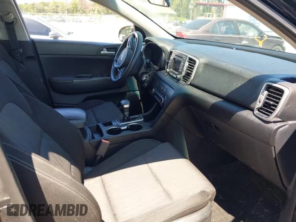 ✅ 2017 Kia Sportage LX • VIN: KNDPMCAC2H7116493 • Лот: 43151117. Опубликован ранее на IAAI с пробегом 152 932 миль. Бесплатный доступ к архиву аукционных продаж из США и подробный отчёт об истории автомобиля на DreamBid. Изображение 5.