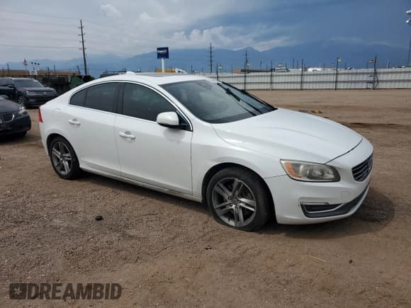 ✅ 2014 Volvo S60 T5 • VIN: YV1612FS2E1291527 • Lot: 66848095. Listed on Copart with 97,957 mi. Free auction sales archive from the USA and detailed vehicle history report at DreamBid. Image 4.