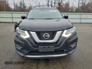✅ 2019 Nissan Rogue S • VIN: 5N1AT2MV8KC809577 • Lot: 94375755. Wystawiony na Copart z przebiegiem 37 459 mil. Bezpłatny archiwum sprzedaży aukcyjnych z USA i szczegółowy raport historii pojazdu na DreamBid. Zdjęcie 5.