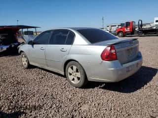 2006 Chevrolet Malibu 2LT z VIN 1G1ZT53866F129890, wystawiony jako Copart lot #73052504 z przebiegiem 236 164 mil mil oraz Szkoda całkowita • Salvage title. Historia ofert i sprzedaży dostępna na DreamBid. Obrazek 2.