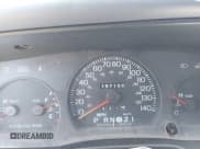 ✅ 1998 Ford Crown Victoria Police • VIN: 2FAFP71WXWX115531 • Lot: 42500505. Wystawiony na IAAI z przebiegiem 197 158 mil. Bezpłatny archiwum sprzedaży aukcyjnych z USA i szczegółowy raport historii pojazdu na DreamBid. Zdjęcie 7.