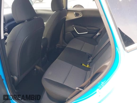 ✅ 2025 Kia Soul LX • VIN: KNDJ23AU4S7252216 • Lot: 42780968. Wystawiony na IAAI z przebiegiem 84 mil. Bezpłatny archiwum sprzedaży aukcyjnych z USA i szczegółowy raport historii pojazdu na DreamBid. Zdjęcie 8.