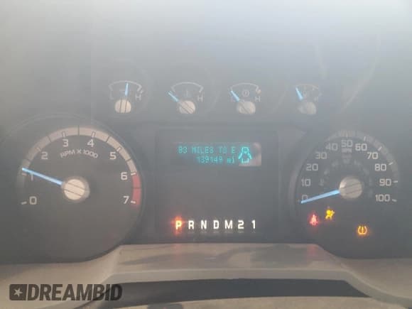 ✅ 2015 Ford F-350 Platinum • VIN: 1FT8W3B64FEC26459 • Лот: 68167255. Опубликован ранее на Copart с пробегом 139 149 миль. Бесплатный доступ к архиву аукционных продаж из США и подробный отчёт об истории автомобиля на DreamBid. Изображение 9.