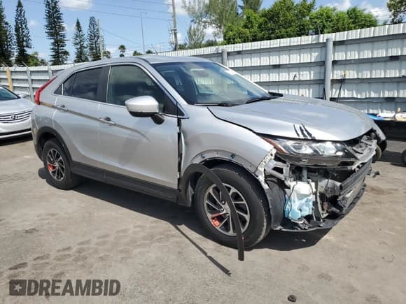 ✅ 2020 Mitsubishi Eclipse Cross ES • VIN: JA4AS3AA2LZ012961 • Lot: 70877395. Listed on Copart with 112,367 mi. Free auction sales archive from the USA and detailed vehicle history report at DreamBid. Image 4.