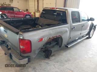 2012 Chevrolet Silverado 1500 LT with VIN 1GCPKSE7XCF155943, listed as a IAAI auction lot 43543517 with 136,614 mi miles and . Bid and sale history available at DreamBid. Image 4.