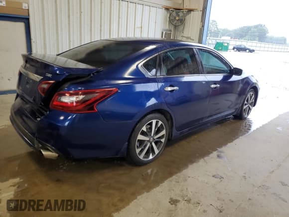 ✅ 2017 Nissan Altima S • VIN: 1N4AL3AP4HC260152 • Lot: 70857225. Listed on Copart with 109,407 mi. Free auction sales archive from the USA and detailed vehicle history report at DreamBid. Image 3.