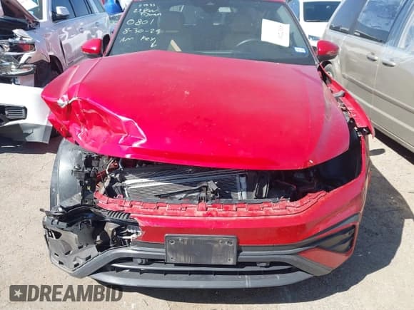 ✅ 2023 Volkswagen Tiguan SE • VIN: 3VVNB7AX6PM130801 • Lot: 43172108. Wystawiony na IAAI z przebiegiem 15 420 mil. Bezpłatny archiwum sprzedaży aukcyjnych z USA i szczegółowy raport historii pojazdu na DreamBid. Zdjęcie 6.