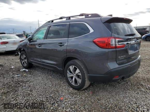 ✅ 2023 Subaru Ascent Premium • VIN: 4S4WMACD2P3411472 • Лот: 84048194. Опубликован ранее на Copart с пробегом 12 523 миль. Бесплатный доступ к архиву аукционных продаж из США и подробный отчёт об истории автомобиля на DreamBid. Изображение 2.
