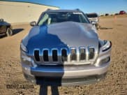 ✅ 2014 Jeep Cherokee Latitude • VIN: 1C4PJMCSXEW111904 • Lot: 90410115. Wystawiony na Copart z przebiegiem 169 933 mil. Bezpłatny archiwum sprzedaży aukcyjnych z USA i szczegółowy raport historii pojazdu na DreamBid. Zdjęcie 5.