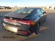 ✅ 2025 Hyundai Elantra Limited • VIN: KMHLP4DG1SU027738 • Lot: 43643629. Wystawiony na IAAI z przebiegiem 9 854 mil. Bezpłatny archiwum sprzedaży aukcyjnych z USA i szczegółowy raport historii pojazdu na DreamBid. Zdjęcie 4.