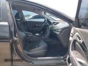 ✅ 2012 Hyundai Azera • VIN: KMHFG4JG9CA175625 • Lot: 42991175. Wystawiony na IAAI z przebiegiem 149 413 mil. Bezpłatny archiwum sprzedaży aukcyjnych z USA i szczegółowy raport historii pojazdu na DreamBid. Zdjęcie 5.