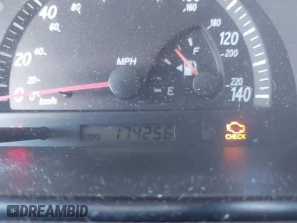 ✅ 2004 Toyota Camry LE • VIN: 4T1BE32K84U887013 • Lot: 43534883. Wystawiony na IAAI z przebiegiem 174 256 mil. Bezpłatny archiwum sprzedaży aukcyjnych z USA i szczegółowy raport historii pojazdu na DreamBid. Zdjęcie 7.