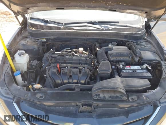 2012 Hyundai Sonata GLS z VIN 5NPEB4AC9CH369494, wystawiony jako IAAI lot #43501801 z przebiegiem 154 154 mil mil oraz . Historia ofert i sprzedaży dostępna na DreamBid. Obrazek 10.