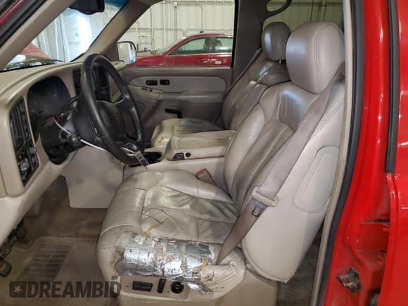 ✅ 2001 Chevrolet Tahoe LT • VIN: 1GNEK13T61J101087 • Lot: 80181385. Wystawiony na Copart z przebiegiem 194 210 mil. Bezpłatny archiwum sprzedaży aukcyjnych z USA i szczegółowy raport historii pojazdu na DreamBid. Zdjęcie 7.