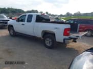 ✅ 2008 Chevrolet Silverado 2500HD 1LT • VIN: 1GCHK29K78E165815 • Lot: 42558979. Wystawiony na IAAI z przebiegiem 125 972 mil. Bezpłatny archiwum sprzedaży aukcyjnych z USA i szczegółowy raport historii pojazdu na DreamBid. Zdjęcie 3.