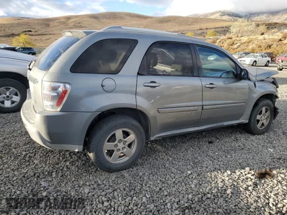 ✅ 2005 Chevrolet Equinox LT • VIN: 2CNDL63F756069435 • Лот: 77692504. Опубликован ранее на Copart с пробегом 266 438 миль. Бесплатный доступ к архиву аукционных продаж из США и подробный отчёт об истории автомобиля на DreamBid. Изображение 3.