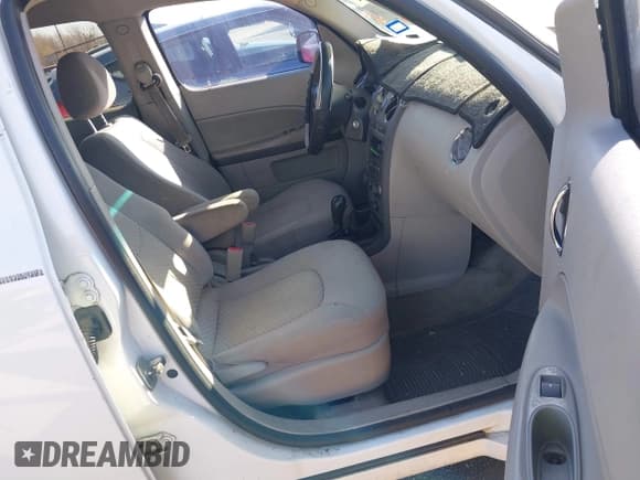 ✅ 2009 Chevrolet HHR LS • VIN: 3GNCA13B29S630838 • Lot: 41775077. Listed on IAAI with 198,859 mi. Free auction sales archive from the USA and detailed vehicle history report at DreamBid. Image 5.