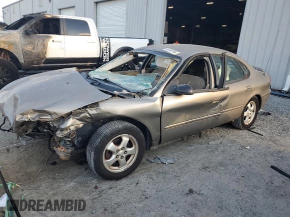 ✅ 2005 Ford Taurus SE • VIN: 1FAFP53U15A210566 • Lot: 83869545. Listed on Copart with Not provided. Free auction sales archive from the USA and detailed vehicle history report at DreamBid. Image 1.