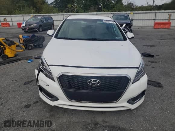 ✅ 2017 Hyundai Sonata SE • VIN: KMHE24L16HA056246 • Lot: 81127175. Wystawiony na Copart z przebiegiem 104 882 mil mil. Skorzystaj z bezpłatnego archiwum sprzedaży aukcyjnych z USA i zobacz szczegółowy raport historii pojazdu na DreamBid. Zdjęcie 5.