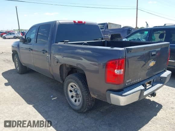 2010 Chevrolet Silverado 1500 LT z VIN 3GCRCSEA2AG192191, wystawiony jako IAAI lot #42695049 z przebiegiem 320 323 mil mil oraz . Historia ofert i sprzedaży dostępna na DreamBid. Obrazek 3.