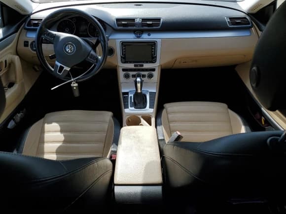 ✅ 2013 Volkswagen CC R-Line • VIN: WVWBN7ANXDE502682 • Lot: 91700685. Listed on Copart with 138,913 mi. Free auction sales archive from the USA and detailed vehicle history report at DreamBid. Image 8.