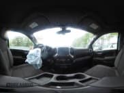 ✅ 2021 Chevrolet Silverado 1500 RST • VIN: 3GCUYEETXMG106287 • Lot: 42313663. Wystawiony na IAAI z przebiegiem 17 464 mil. Bezpłatny archiwum sprzedaży aukcyjnych z USA i szczegółowy raport historii pojazdu na DreamBid. Zdjęcie 19.