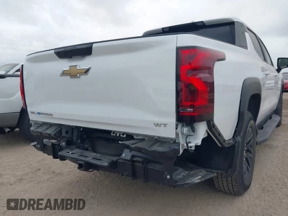 ✅ 2024 Chevrolet Silverado EV Work Truck • VIN: 1GC10VEL9RU200904 • Лот: 41875208. Опубликован ранее на IAAI с пробегом 10 823 миль. Бесплатный доступ к архиву аукционных продаж из США и подробный отчёт об истории автомобиля на DreamBid. Изображение 6.
