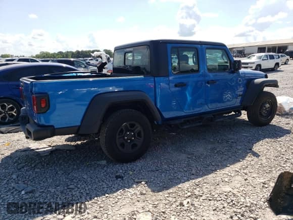 ✅ 2024 Jeep Gladiator Sport • VIN: 1C6JJTAG3RL123552 • Lot: 62649885. Wystawiony na Copart z przebiegiem 4 304 mil. Bezpłatny archiwum sprzedaży aukcyjnych z USA i szczegółowy raport historii pojazdu na DreamBid. Zdjęcie 3.