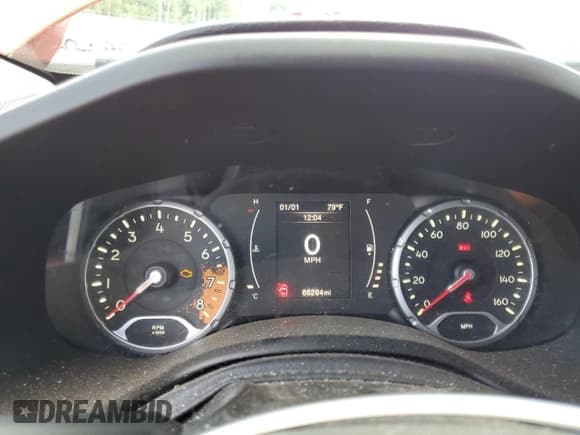 ✅ 2015 Jeep Renegade Latitude • VIN: ZACCJABH9FPC24180 • Lot: 70979855. Listed on Copart with 66,264 mi. Free auction sales archive from the USA and detailed vehicle history report at DreamBid. Image 9.